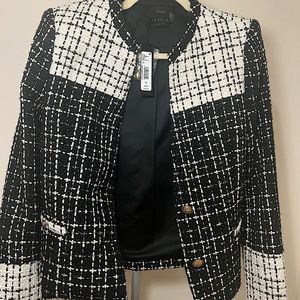 Brand new Alice and Olivia Jadyn Tweed Black and White Jacket - size 2